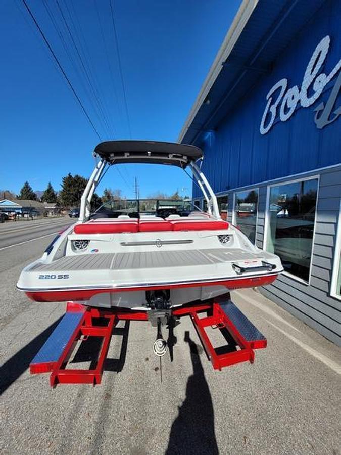 2024 Crownline 220 SS