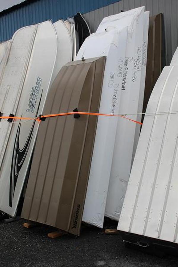 2025 Smoker Craft JON 1032 BEIGE