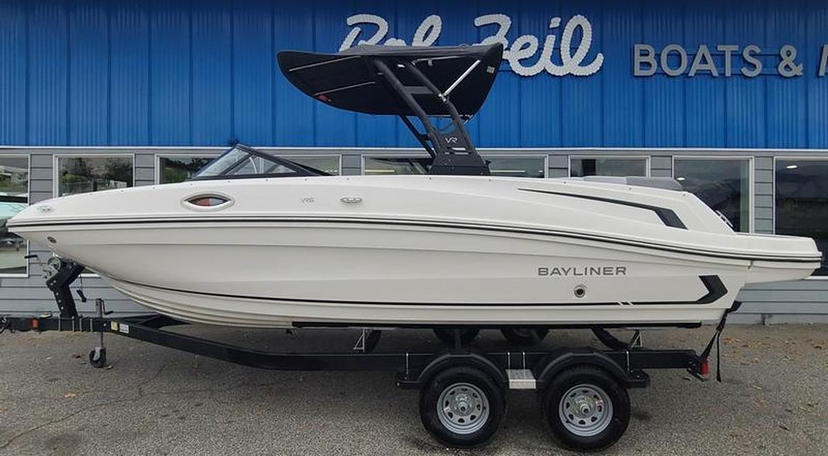 2026 Bayliner VR6