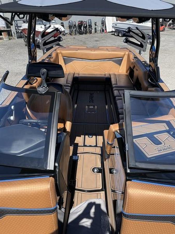 Used 2023 Supreme Boats ZS252