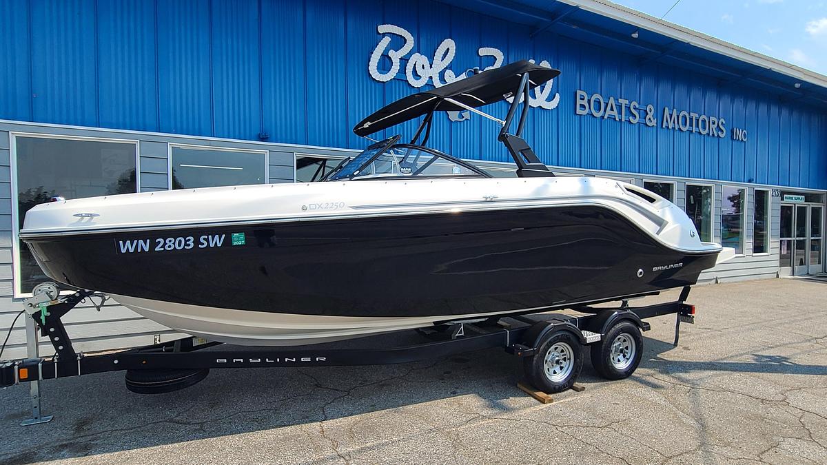 Used 2020 Bayliner DX 2250