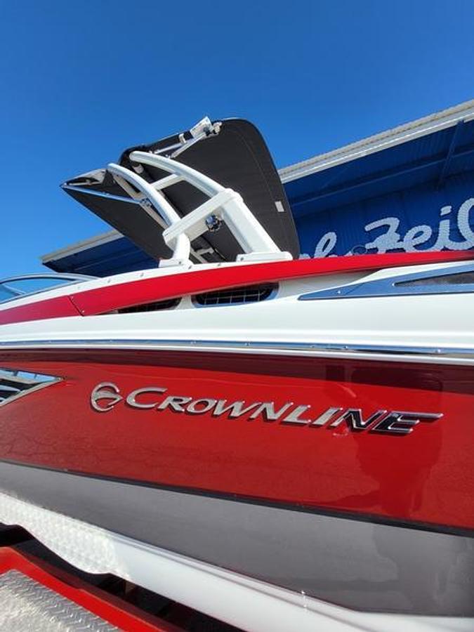 2024 Crownline 220 SS