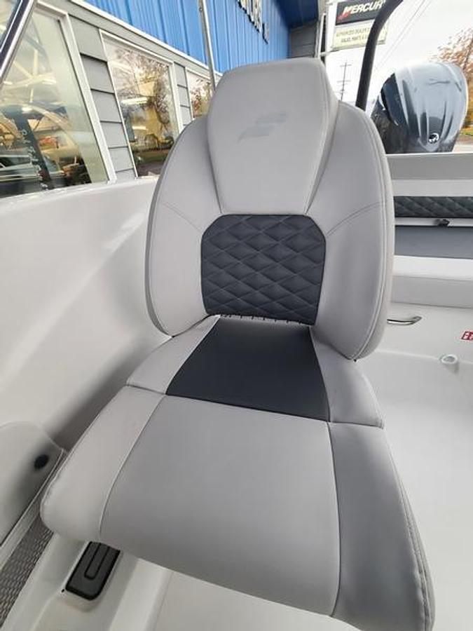 2026 Starcraft Marine SVX 191 OB