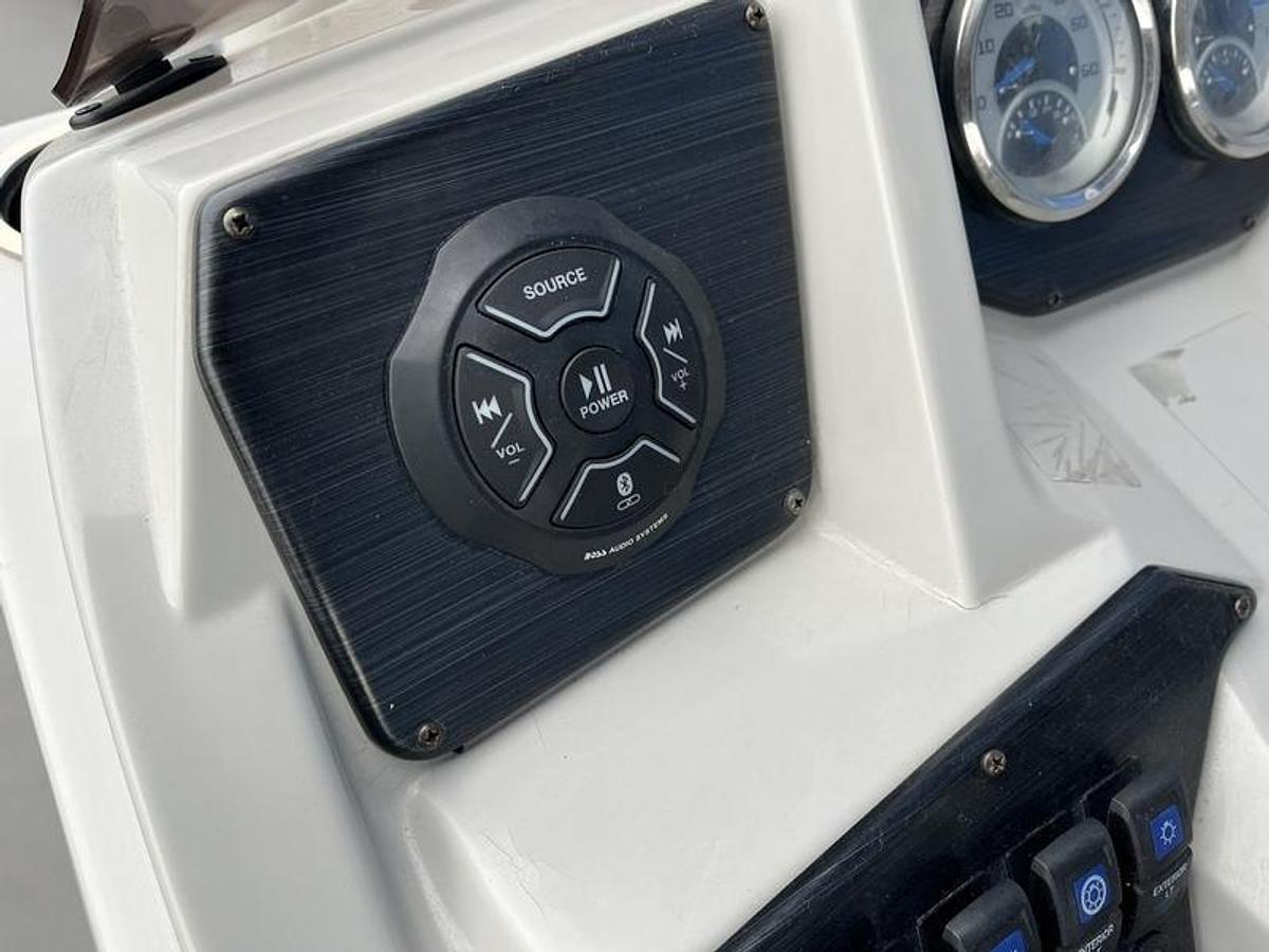 Used 2021 SunChaser GENEVA 24 CRUISE