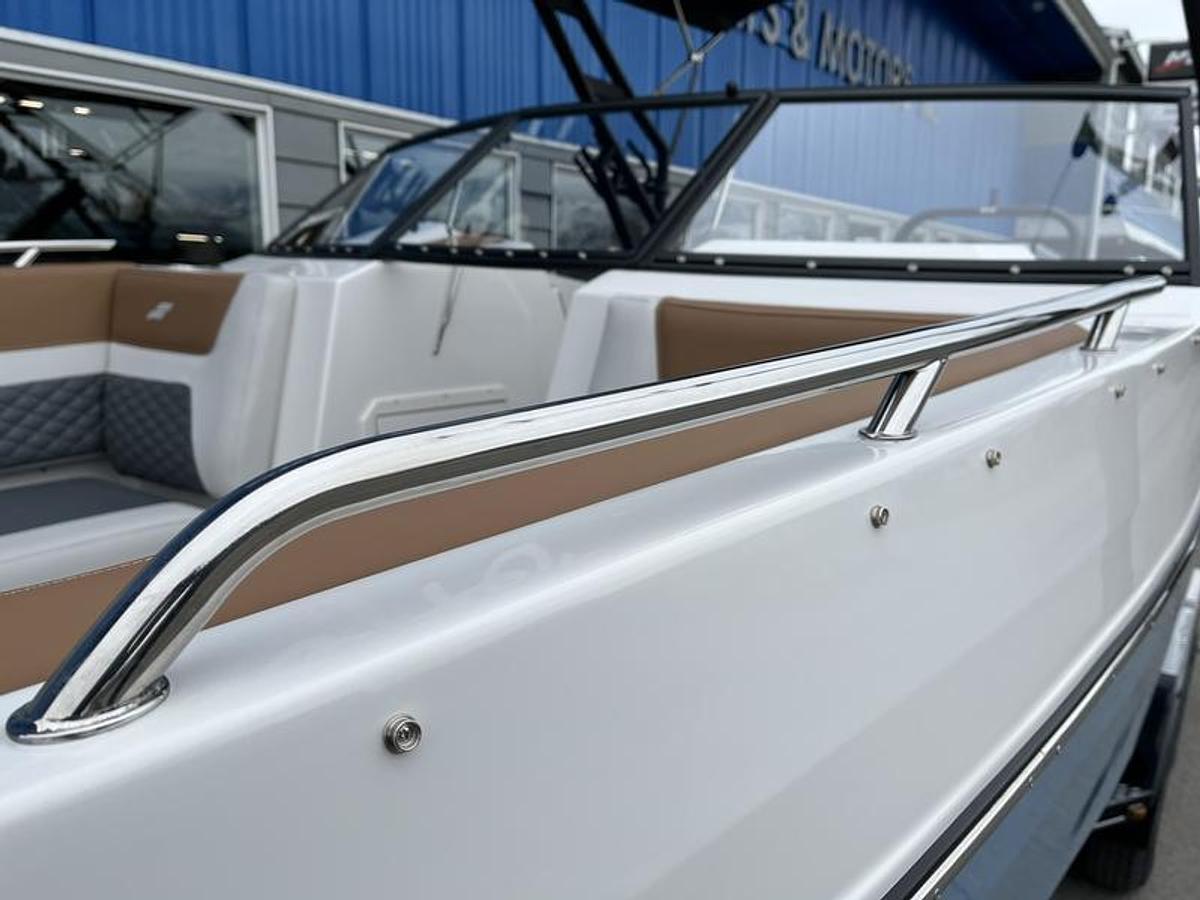 2025 Starcraft Marine SVX 230 OB