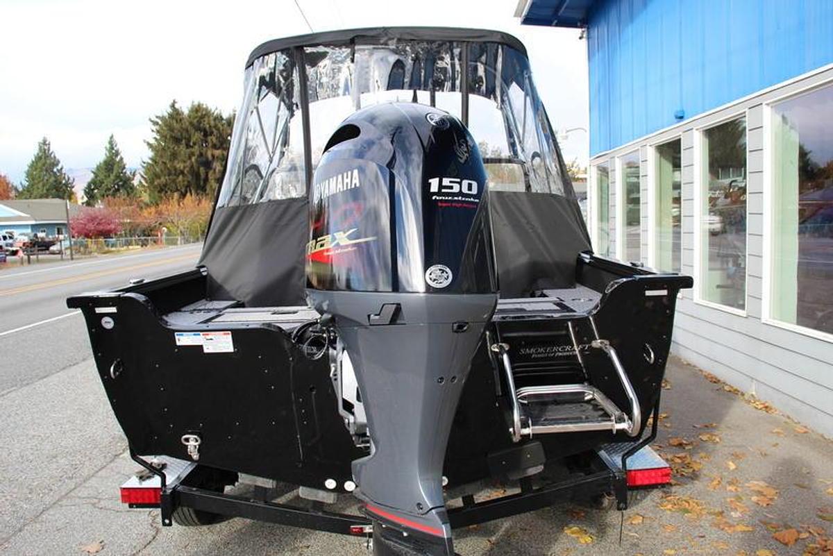 2025 Smoker Craft Adventurer 188 DC Pro