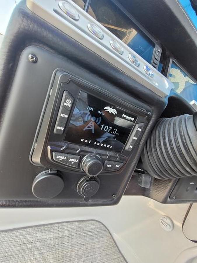 2024 Crownline 260 SS