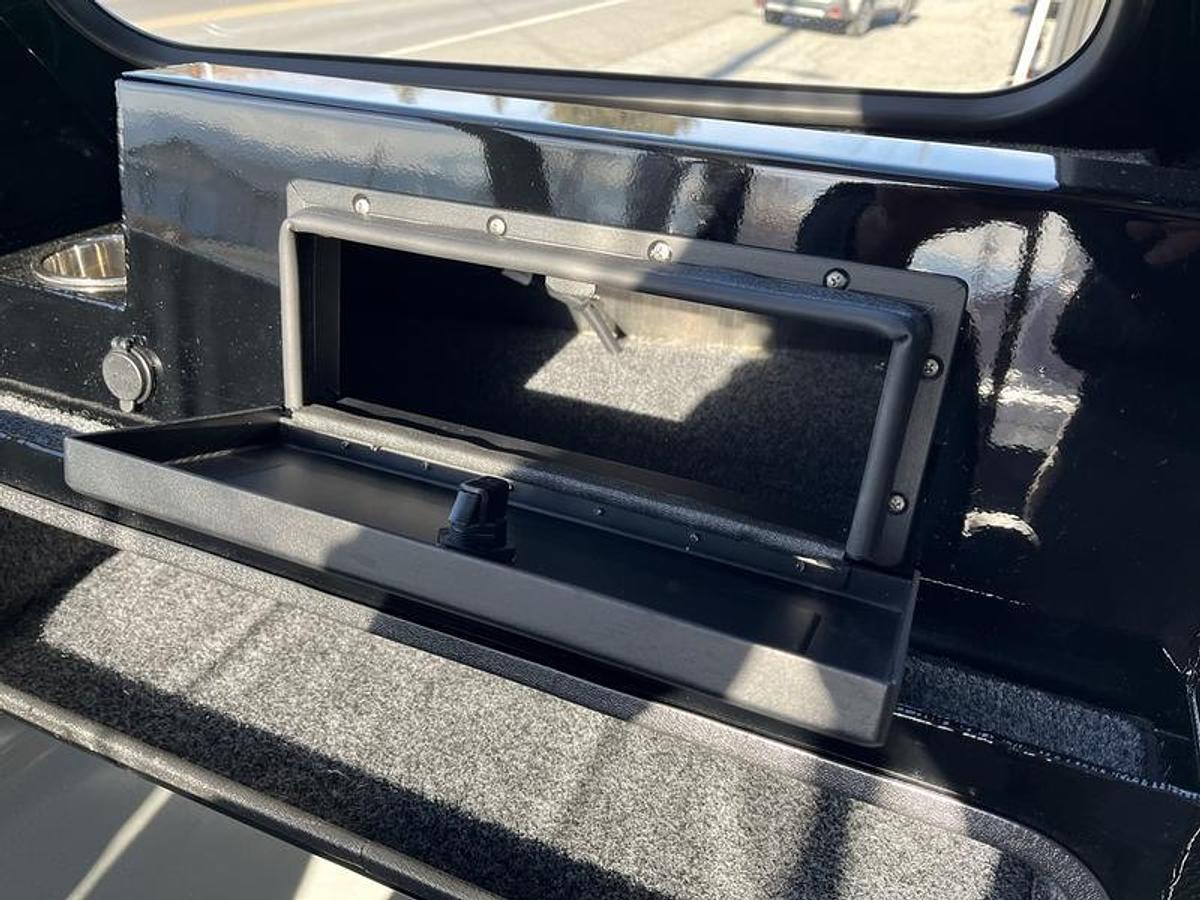 2026 Weldcraft 210 Revolution