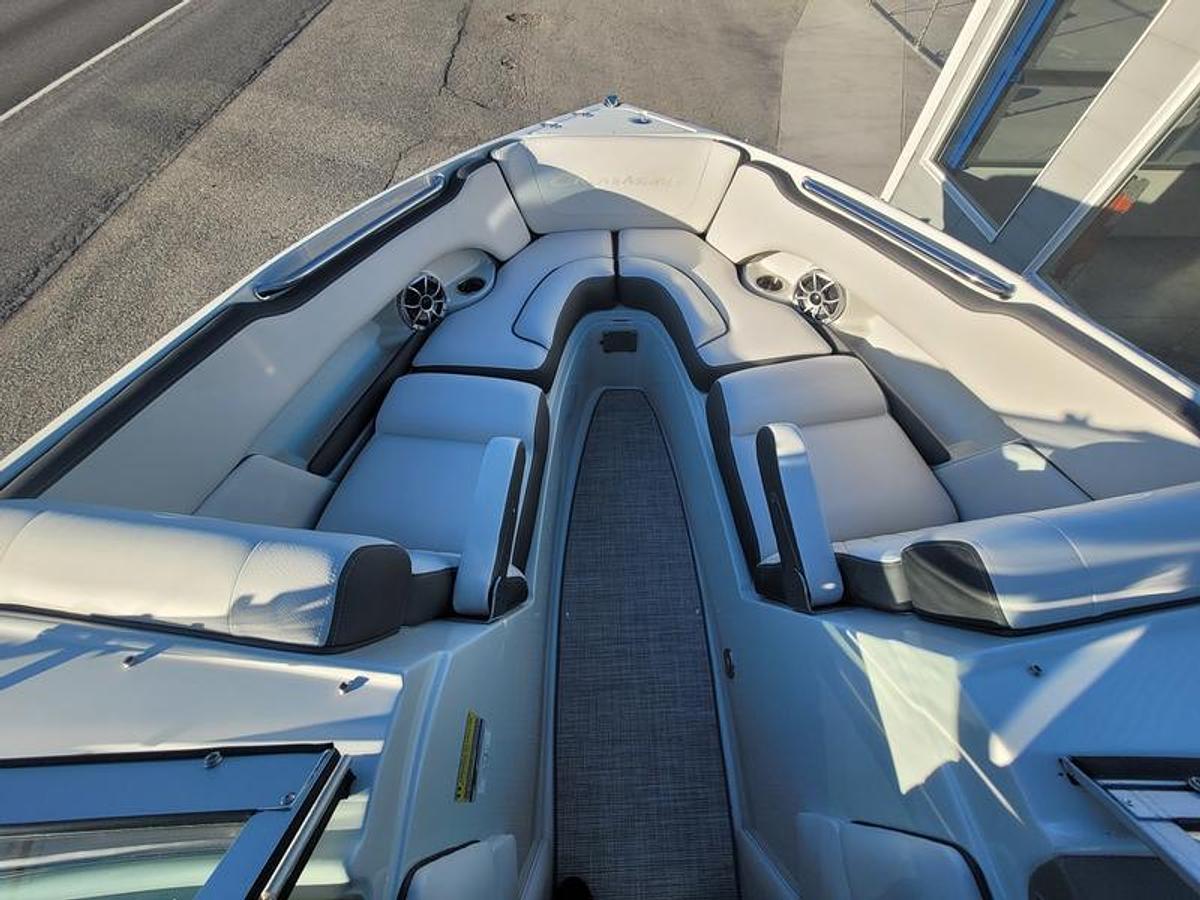 2024 Crownline 240 SS