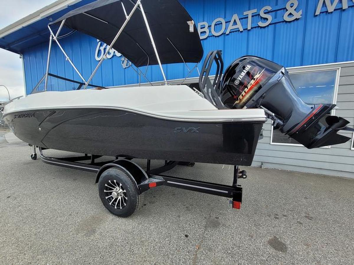 2025 Starcraft Marine SVX 210 DC OB