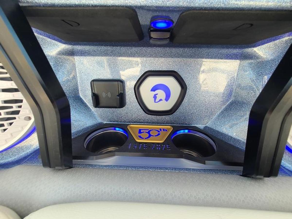 2026 Centurion Ri 230