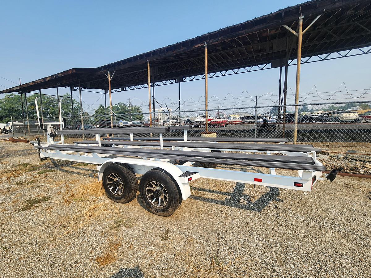 2024 V/M TRAILER  TRIFECTA 3.0