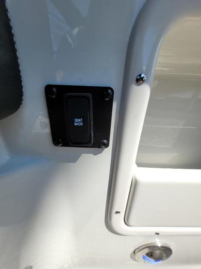 2024 Crownline 260 SS