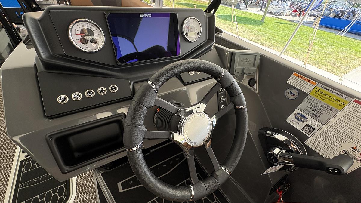 2027 Sylvan L5 SLZ