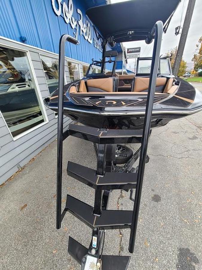 2026 Centurion Nv233