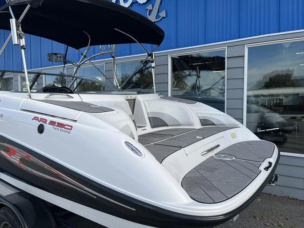 Used 2005 Yamaha AR230 SURF