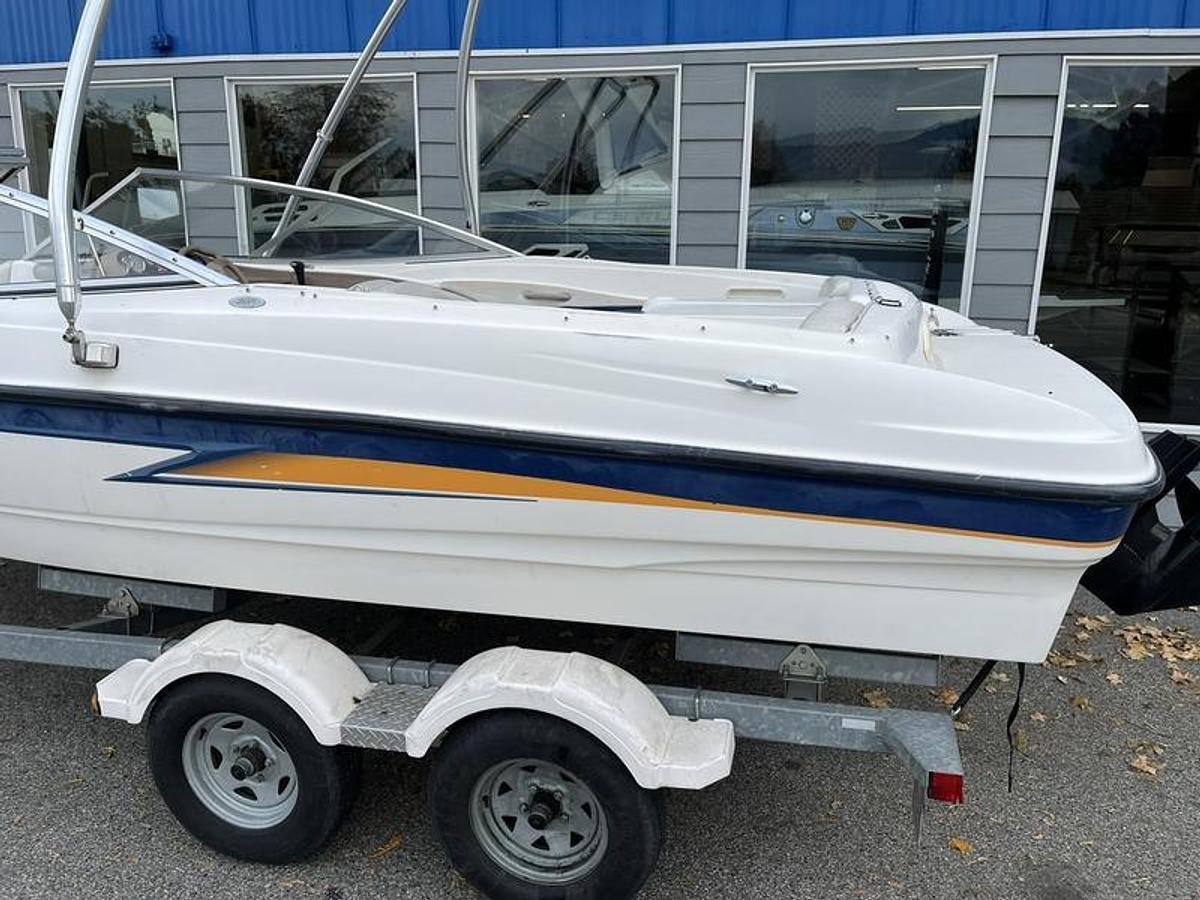 Used 2004 Bayliner 205 Bowrider