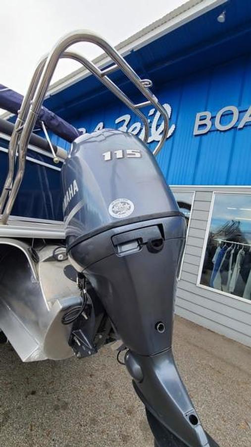 Used 2021 SunChaser Geneva 24 Cruise