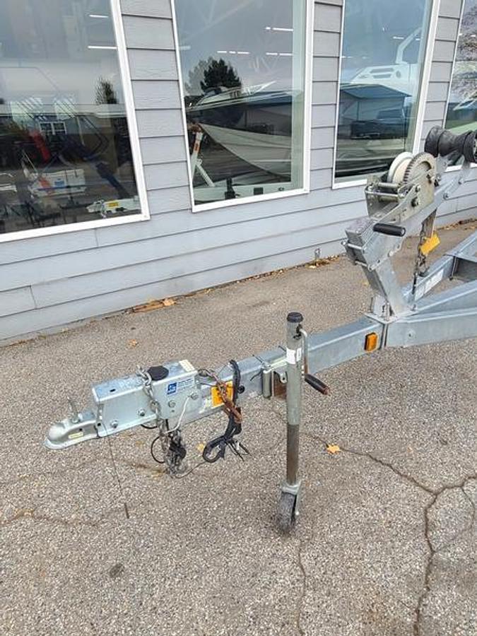 Used 1995 CALKINS 4700