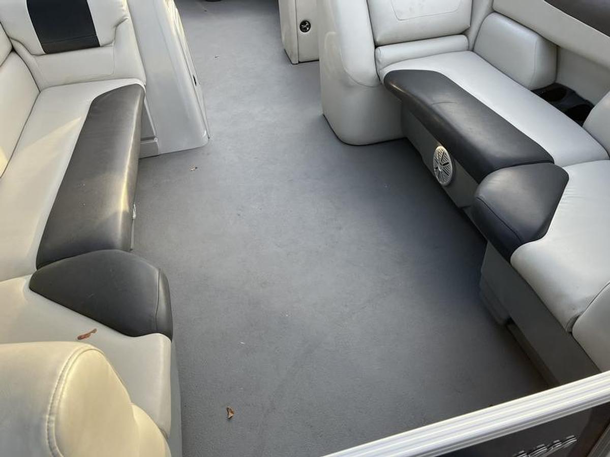 Used 2021 SunChaser Geneva 24 Cruise