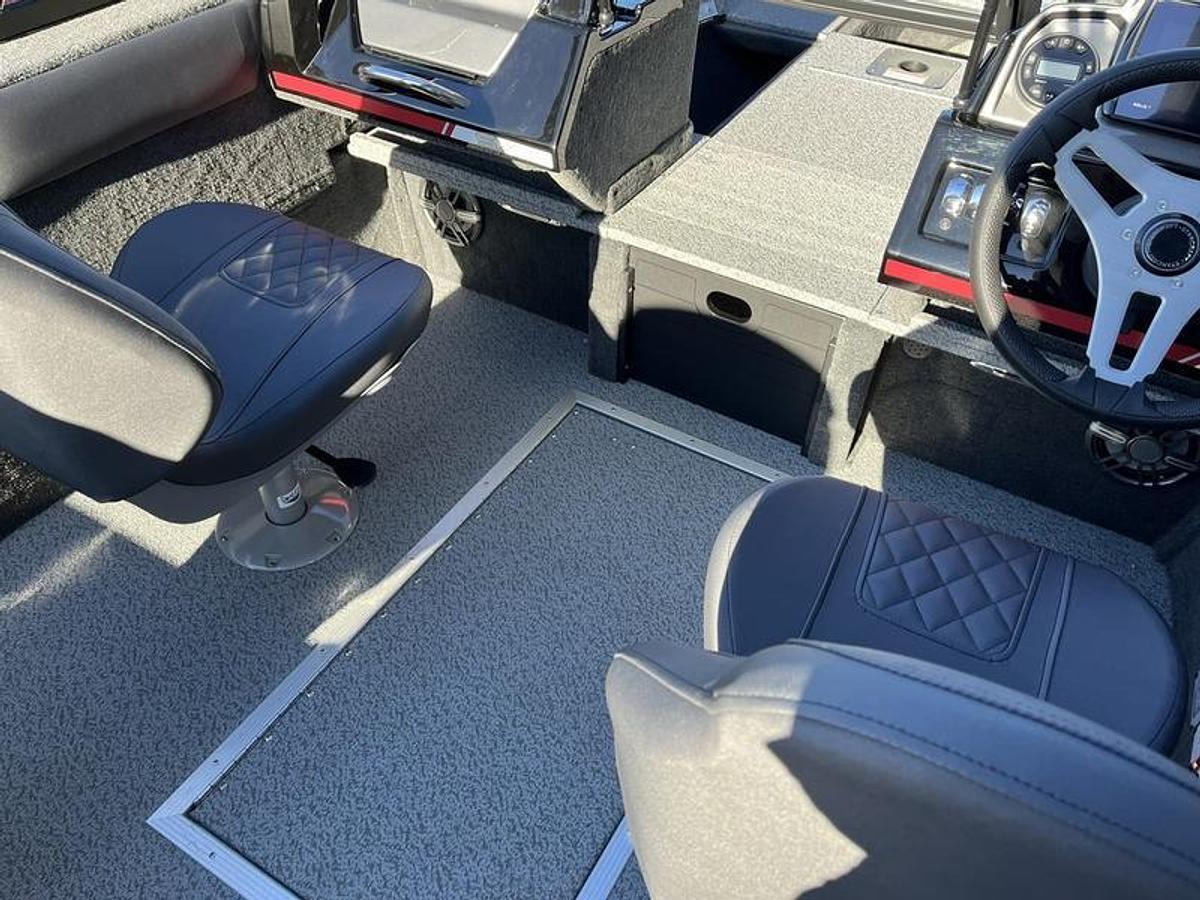 2026 Starweld SXT 17