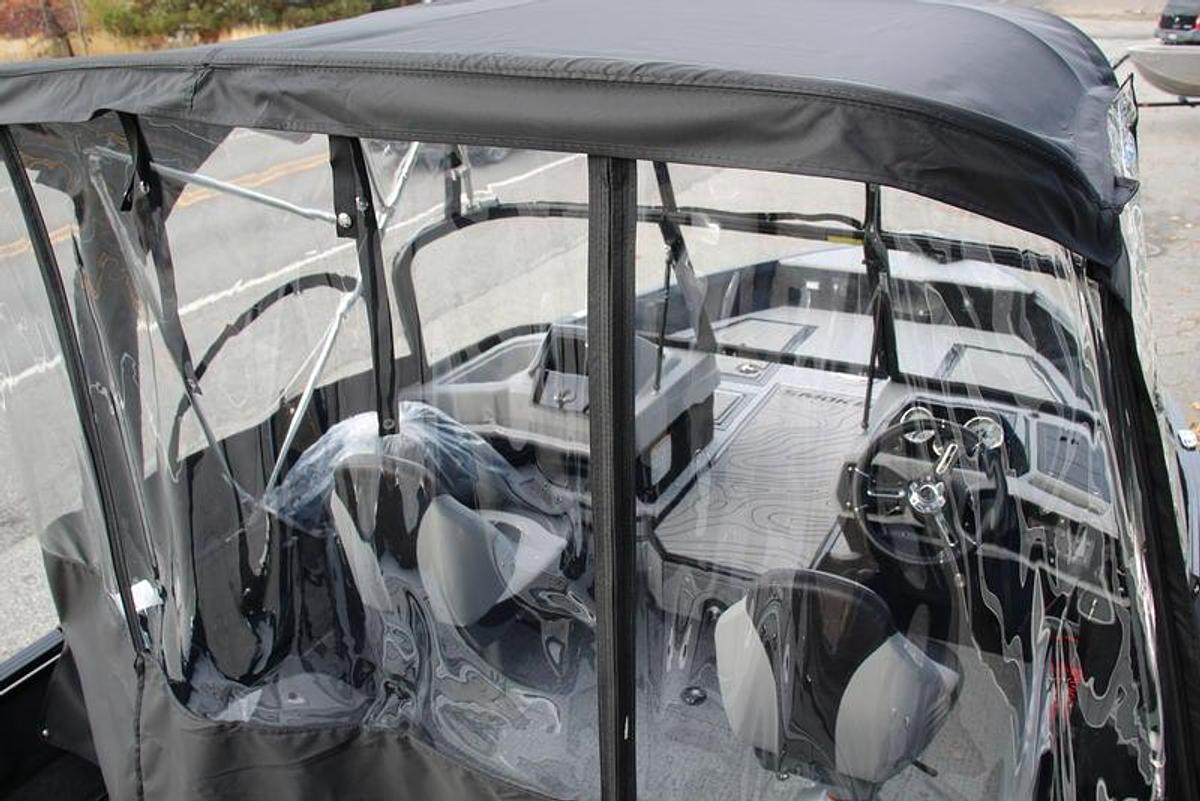 2025 Smoker Craft Adventurer 188 DC Pro