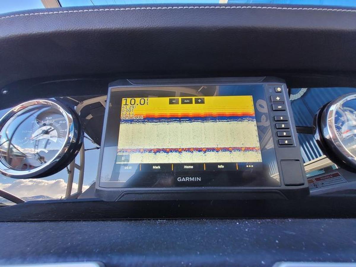 2024 Crownline 220 SS