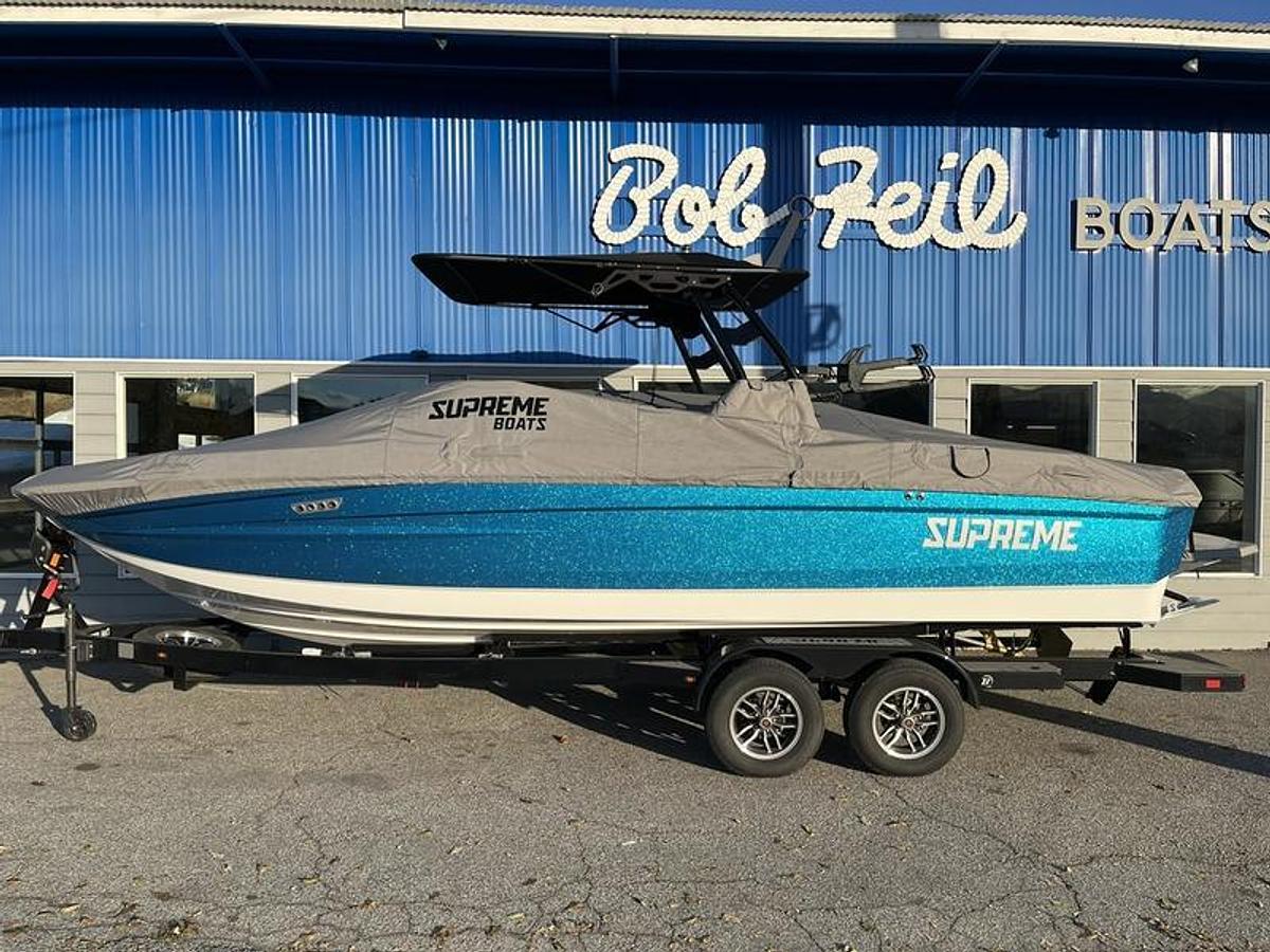 2026 Supreme Boats S240