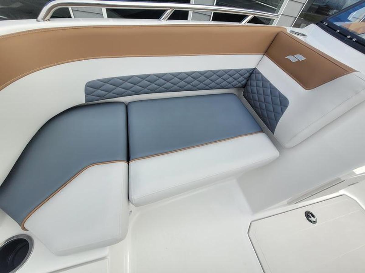 2025 Starcraft Marine SVX 210 I/O