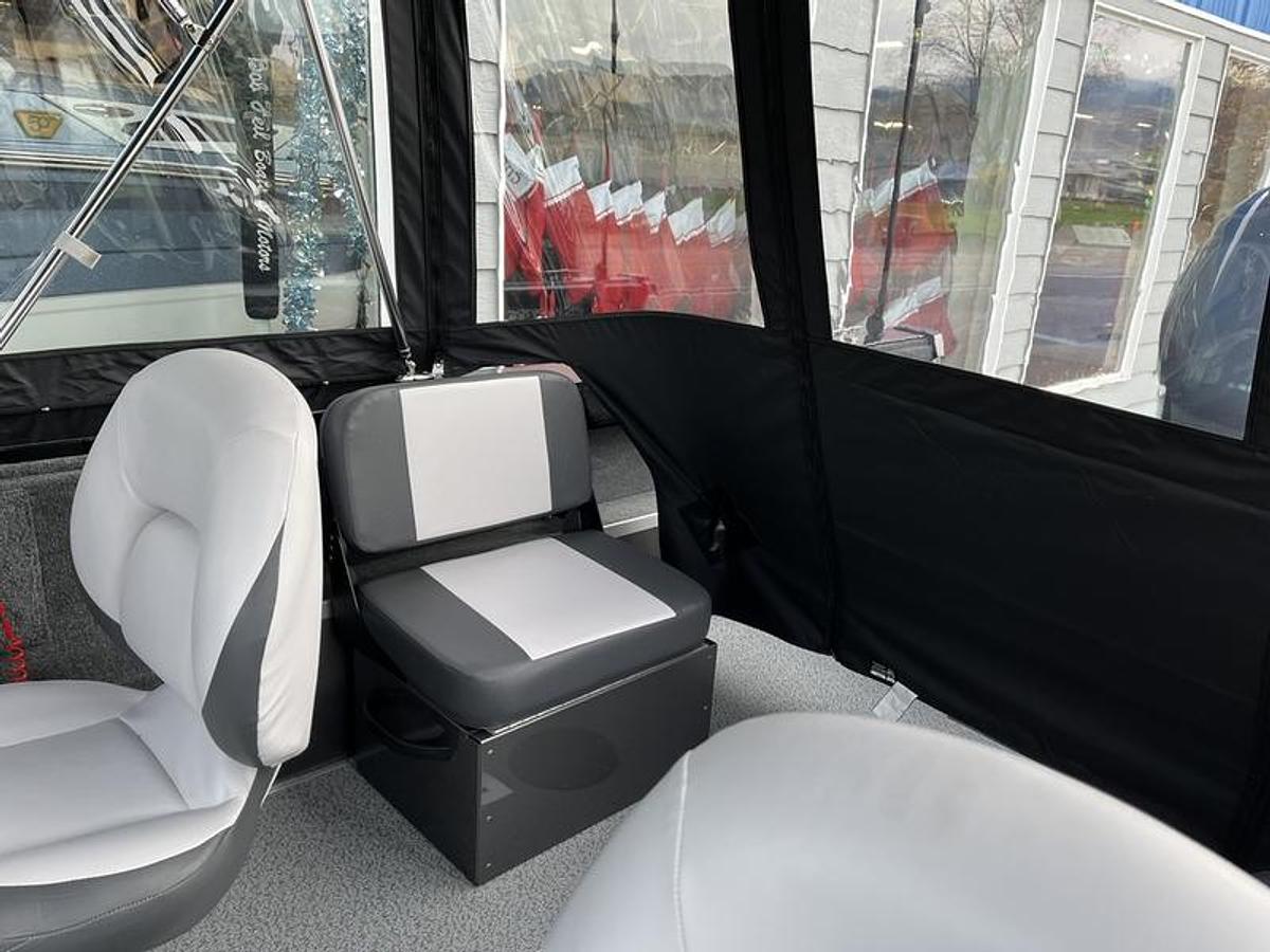 2026 Smoker Craft Osprey 172