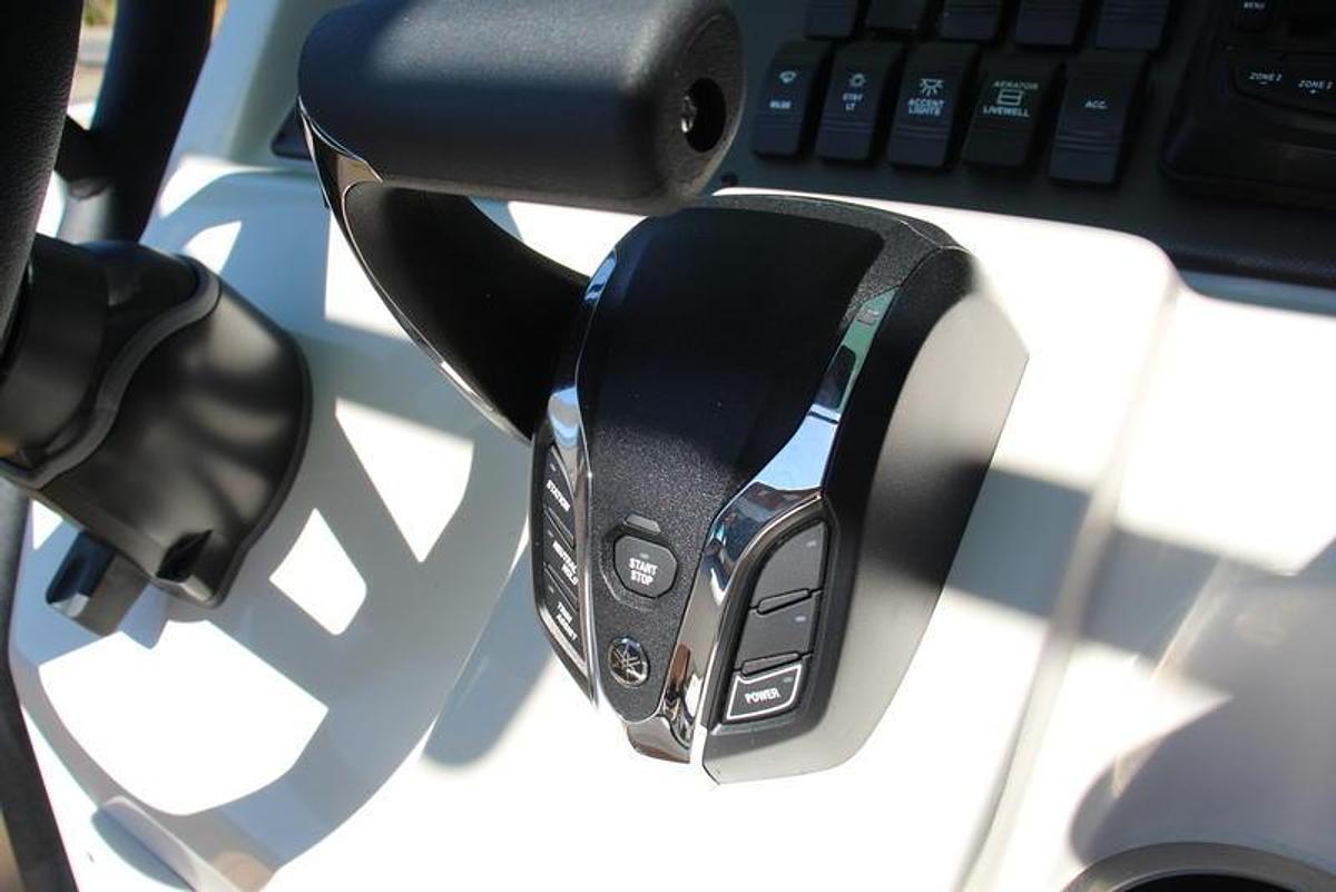 2025 Starcraft Marine SVX OB 231 CC