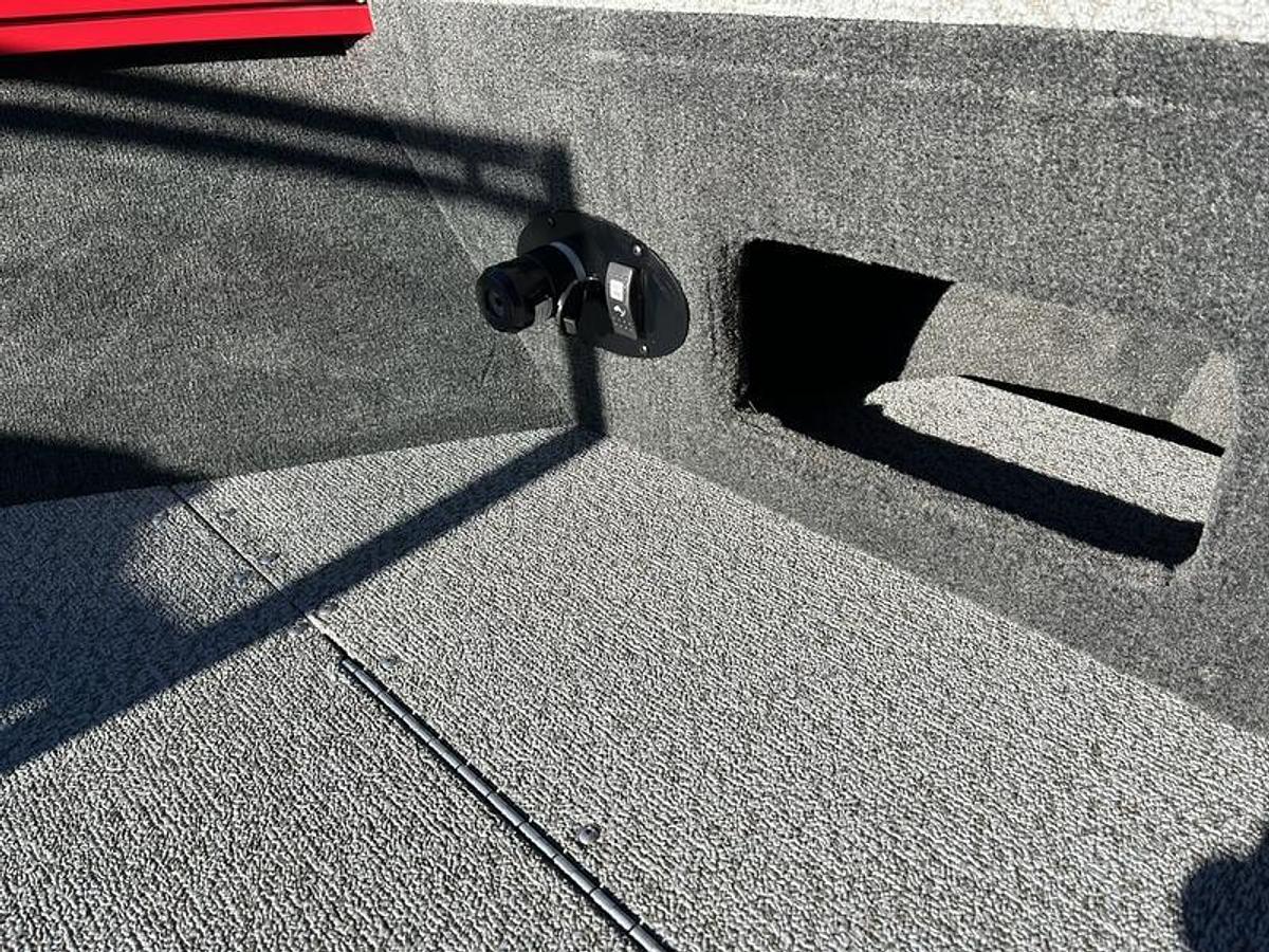 2026 Starweld SXT 17