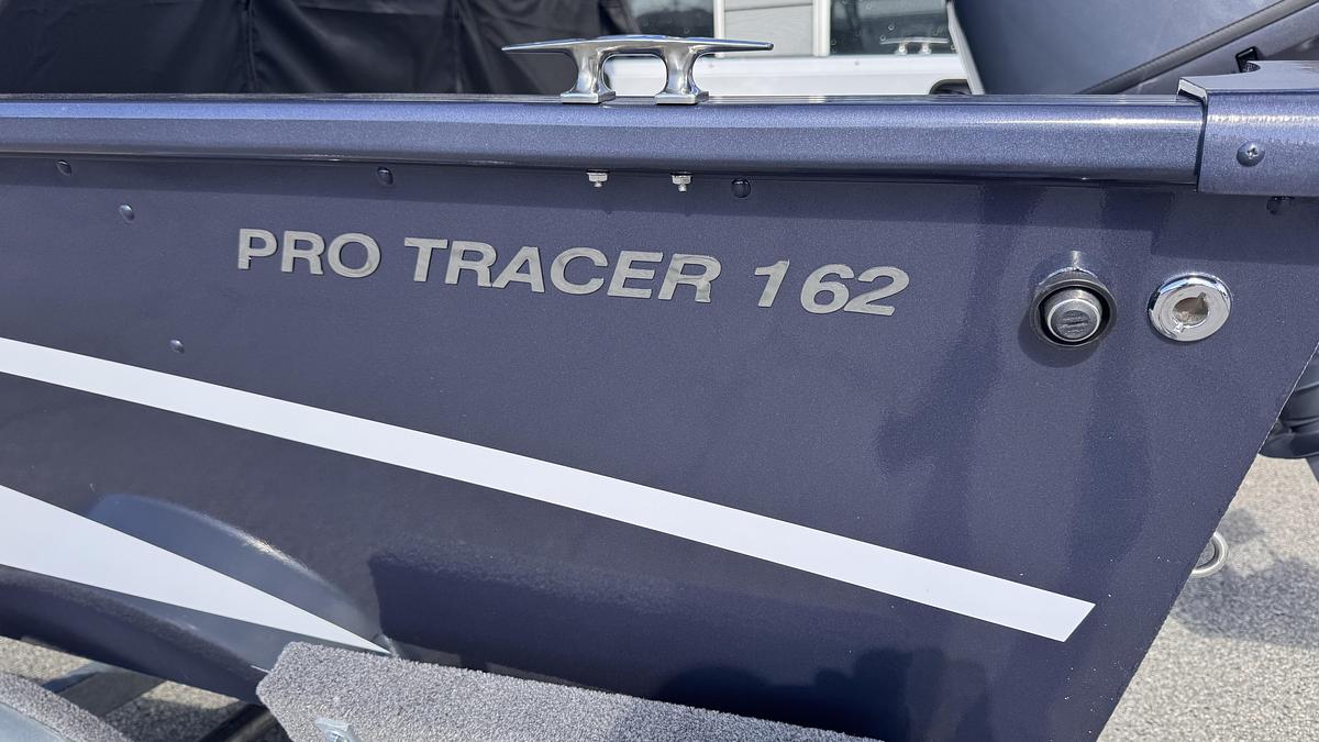 2026 Smoker Craft 162 PRO TRACER
