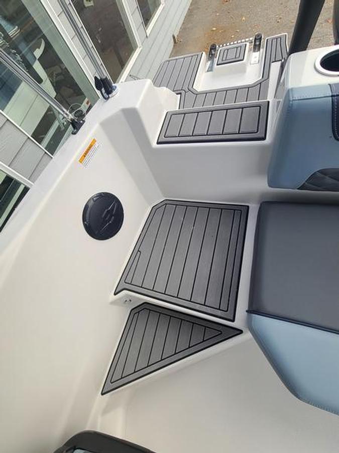 2026 Starcraft Marine SVX 191 OB