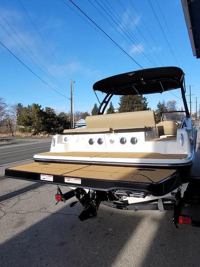 2025 Bayliner D20i