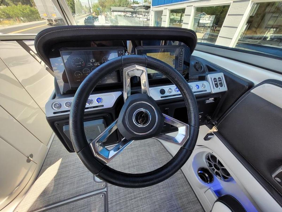 2024 Crownline 260 SS