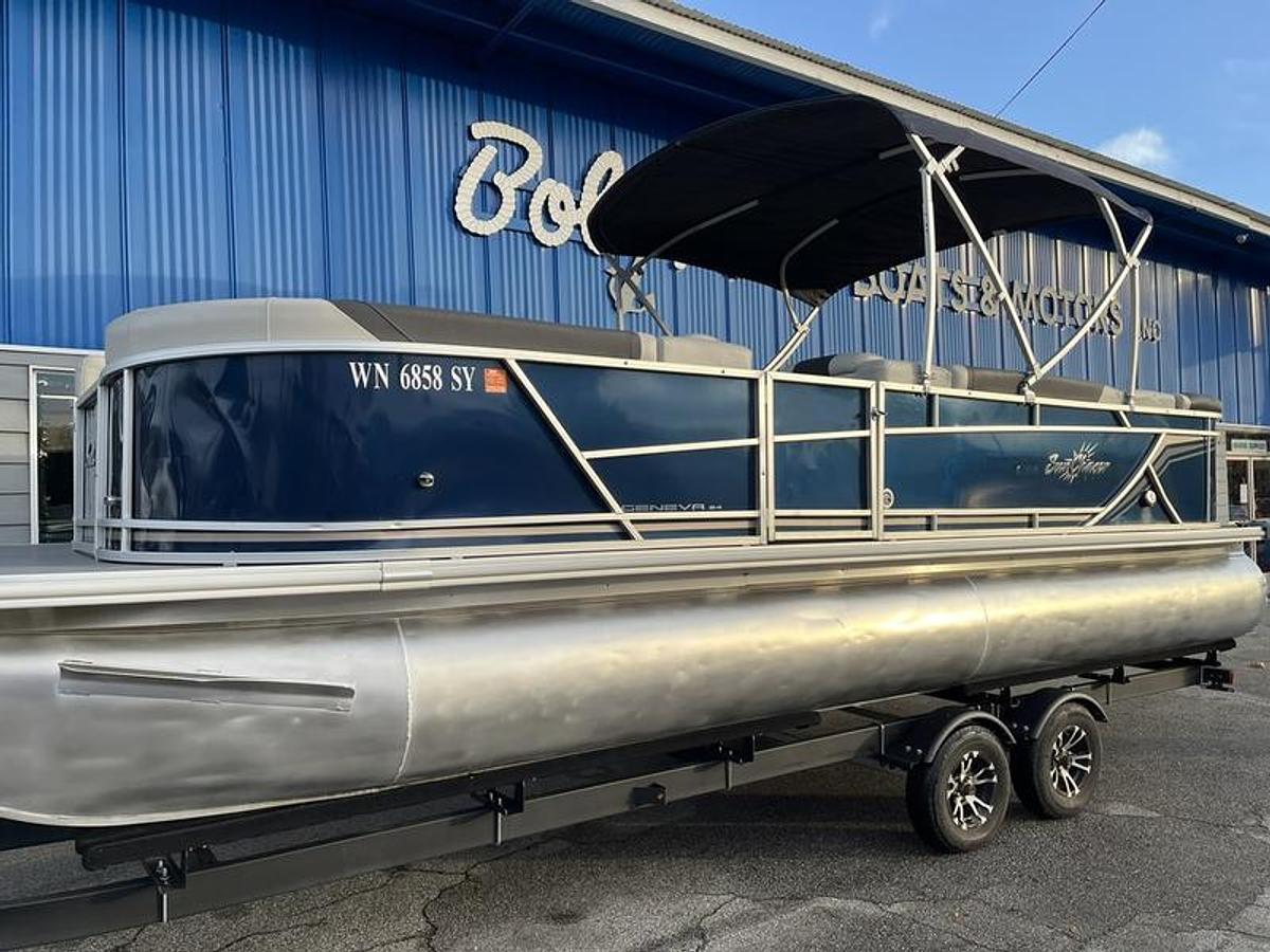 Used 2021 SunChaser Geneva 24 Cruise