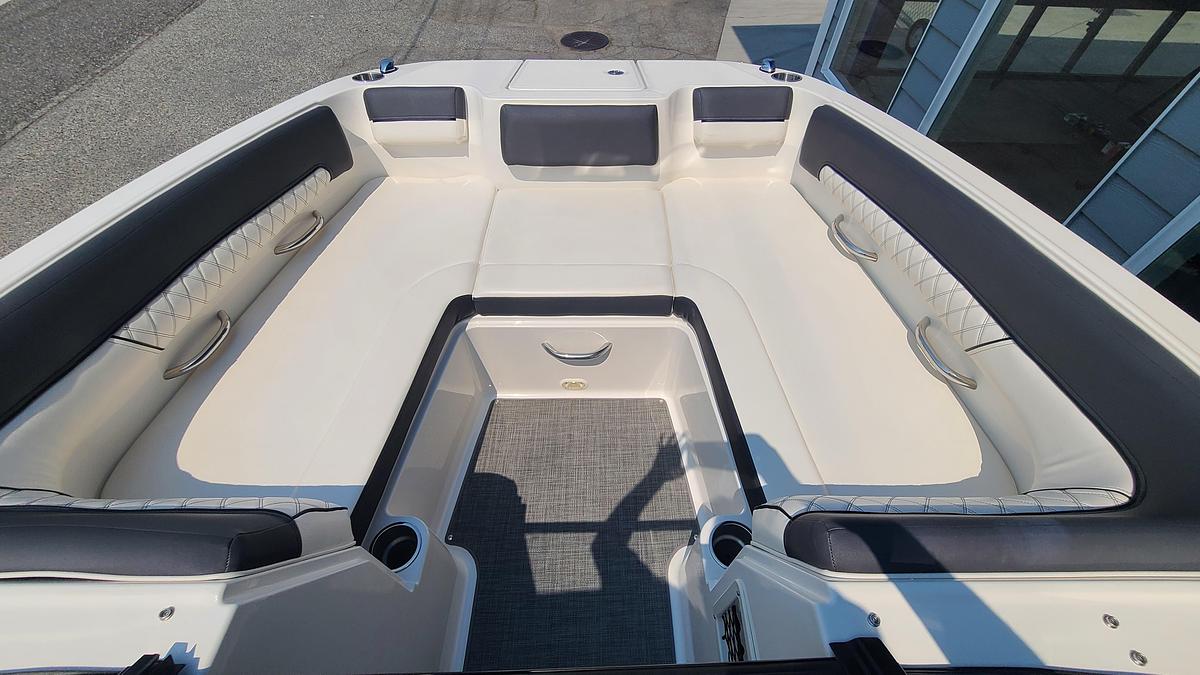 Used 2020 Bayliner DX 2250