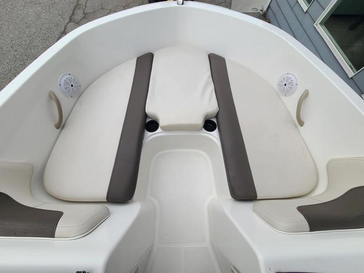 Used 2021 Bayliner Element E21