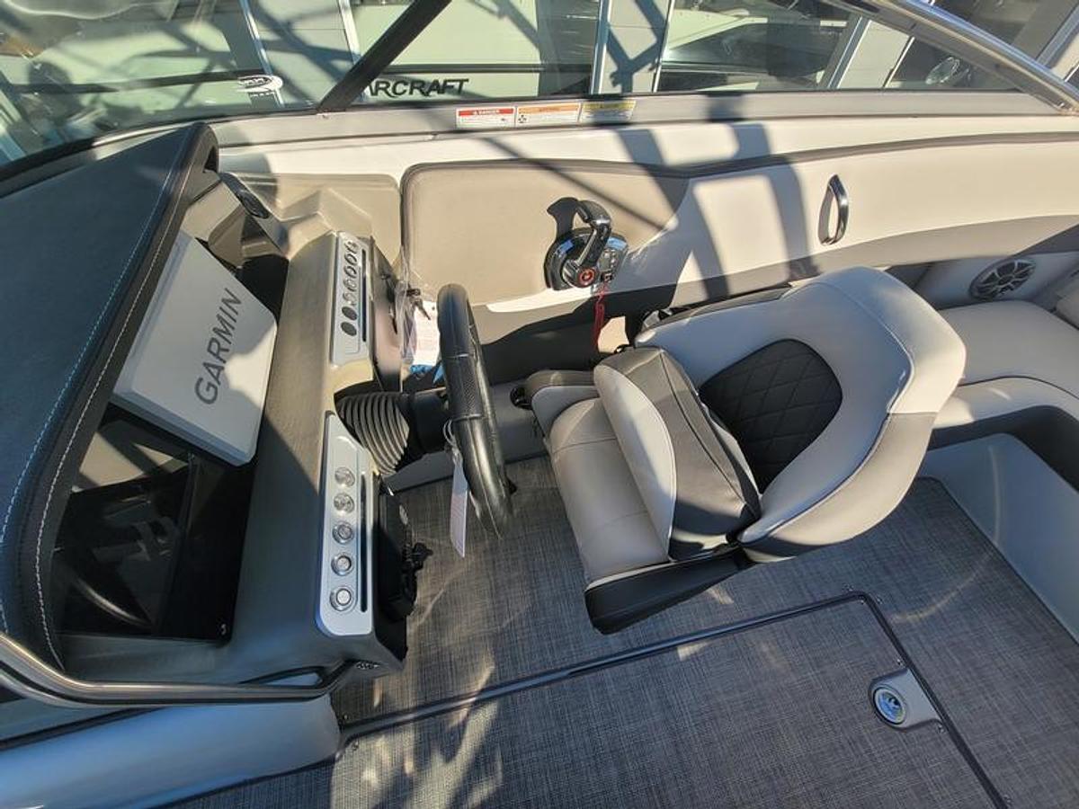 2024 Crownline 240 SS