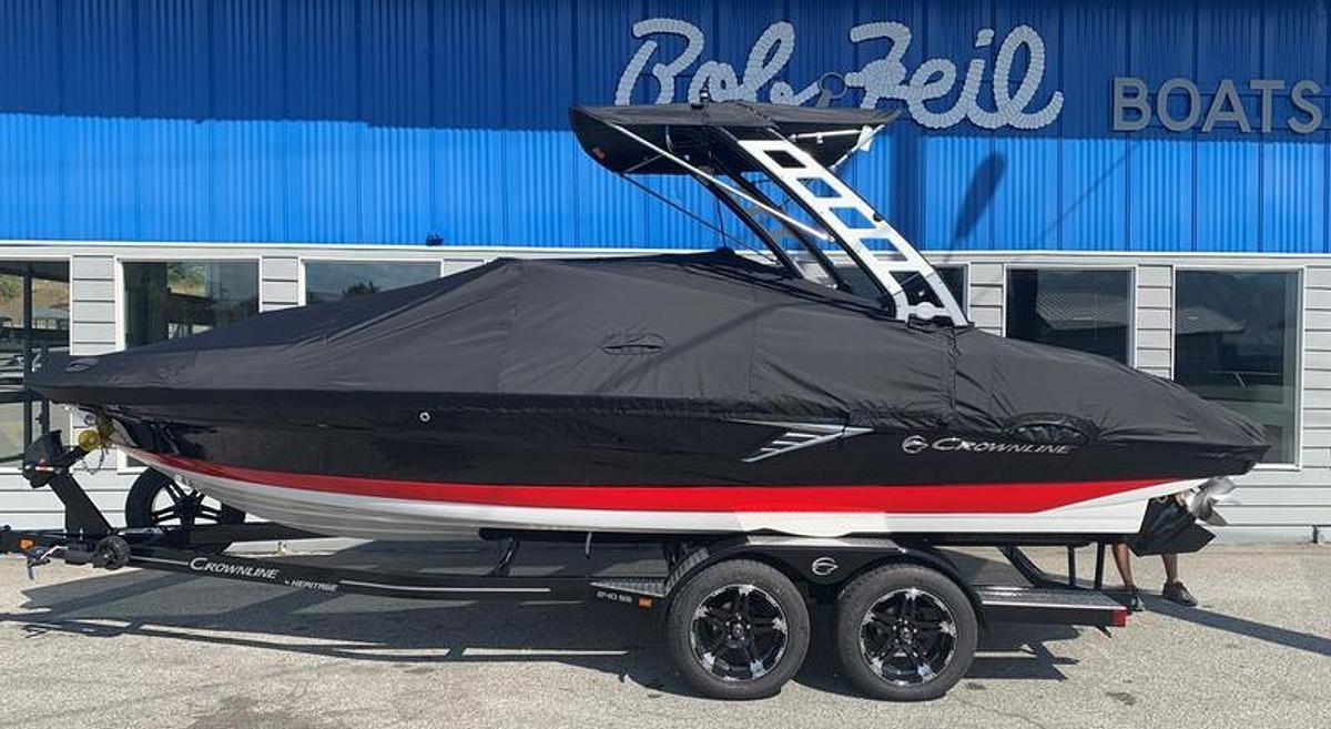 2024 Crownline 240SS
