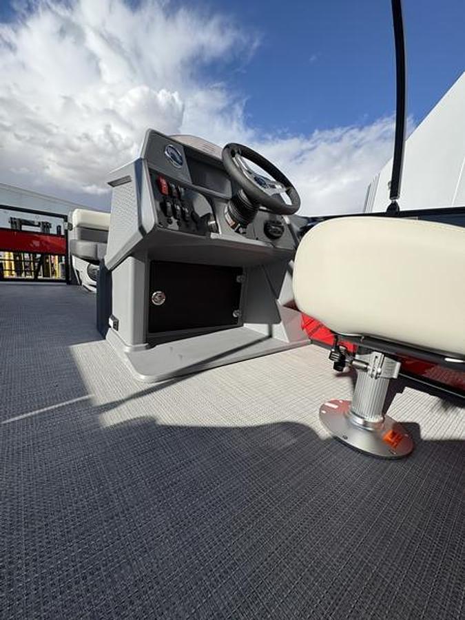 2026 Sylvan R-22 LZ DH