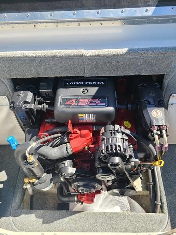 Used 2007 Reinell 197 LS