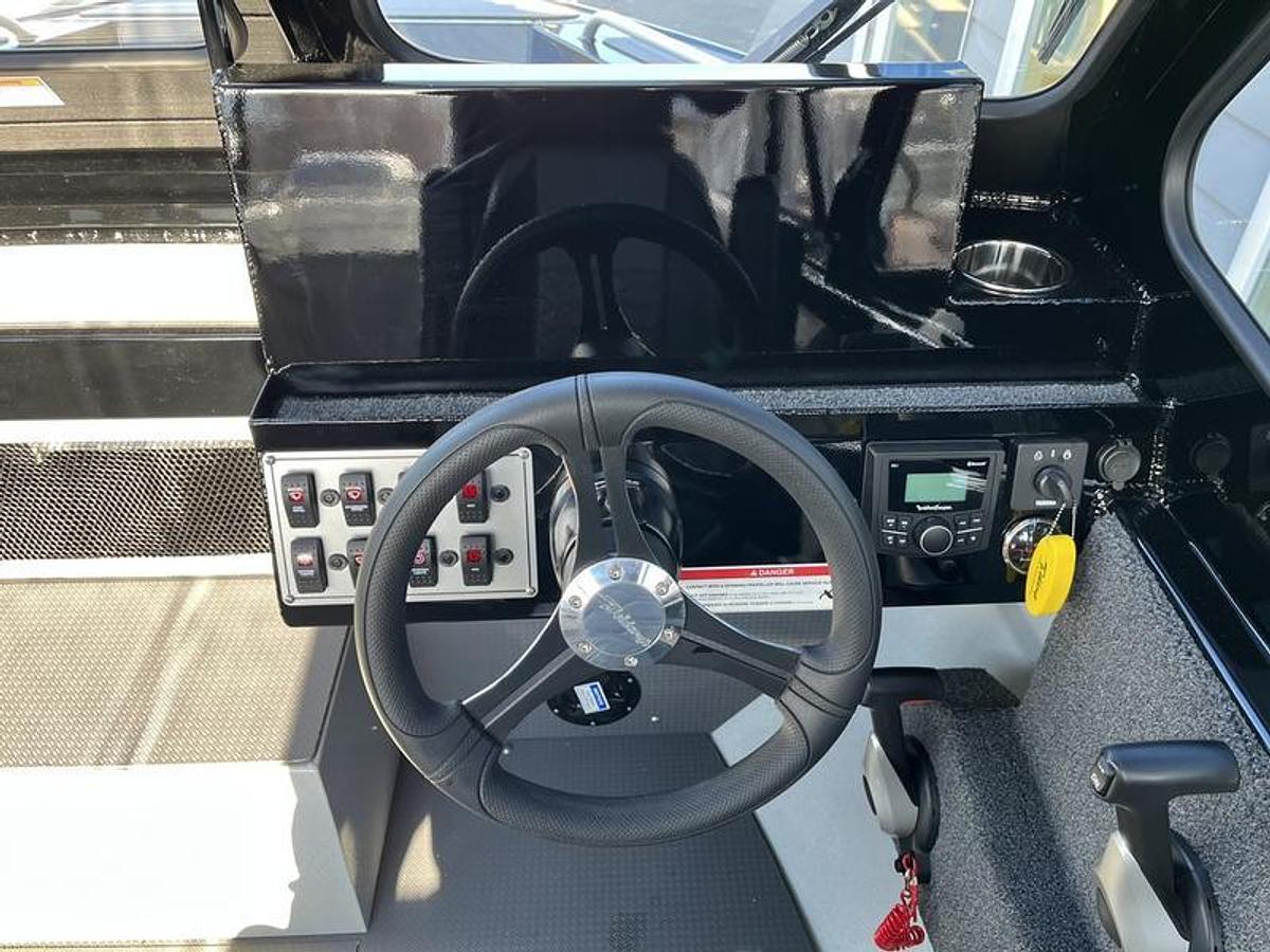 2026 Weldcraft 210 Revolution