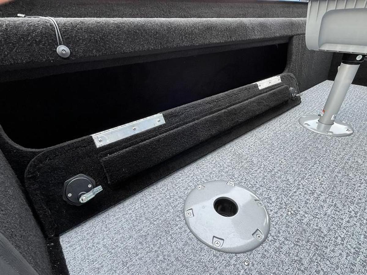 2026 Smoker Craft 161 LAZER