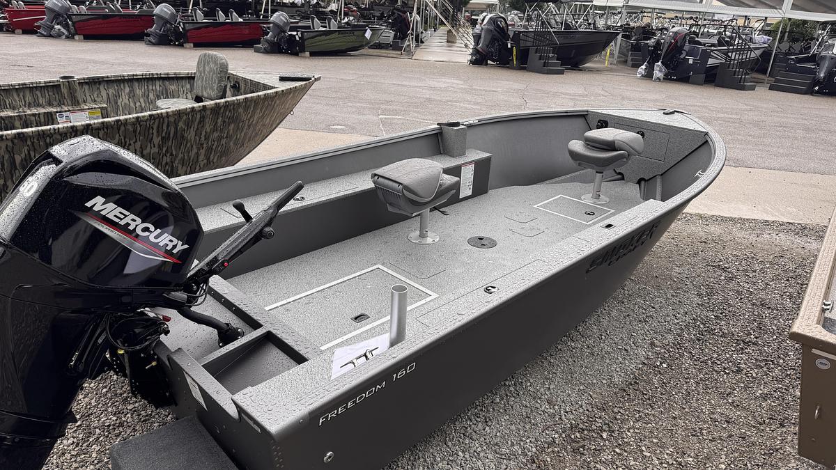 2027 Smoker Craft 160 Freedom