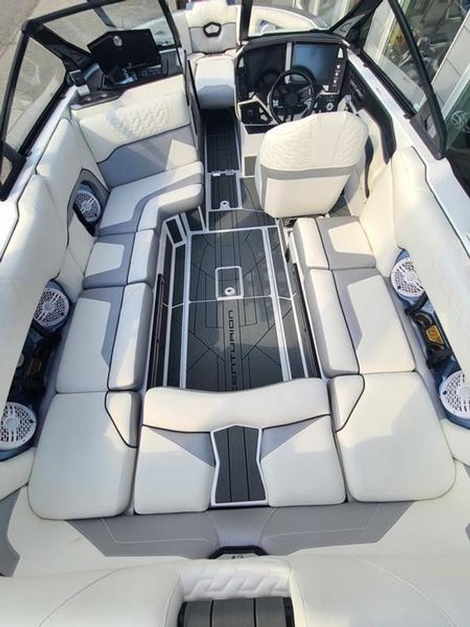 2026 Centurion Ri 230