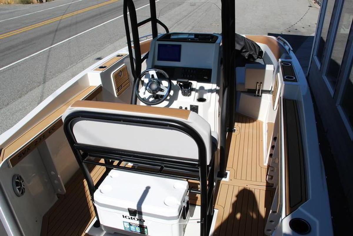 2025 Starcraft Marine SVX OB 231 CC