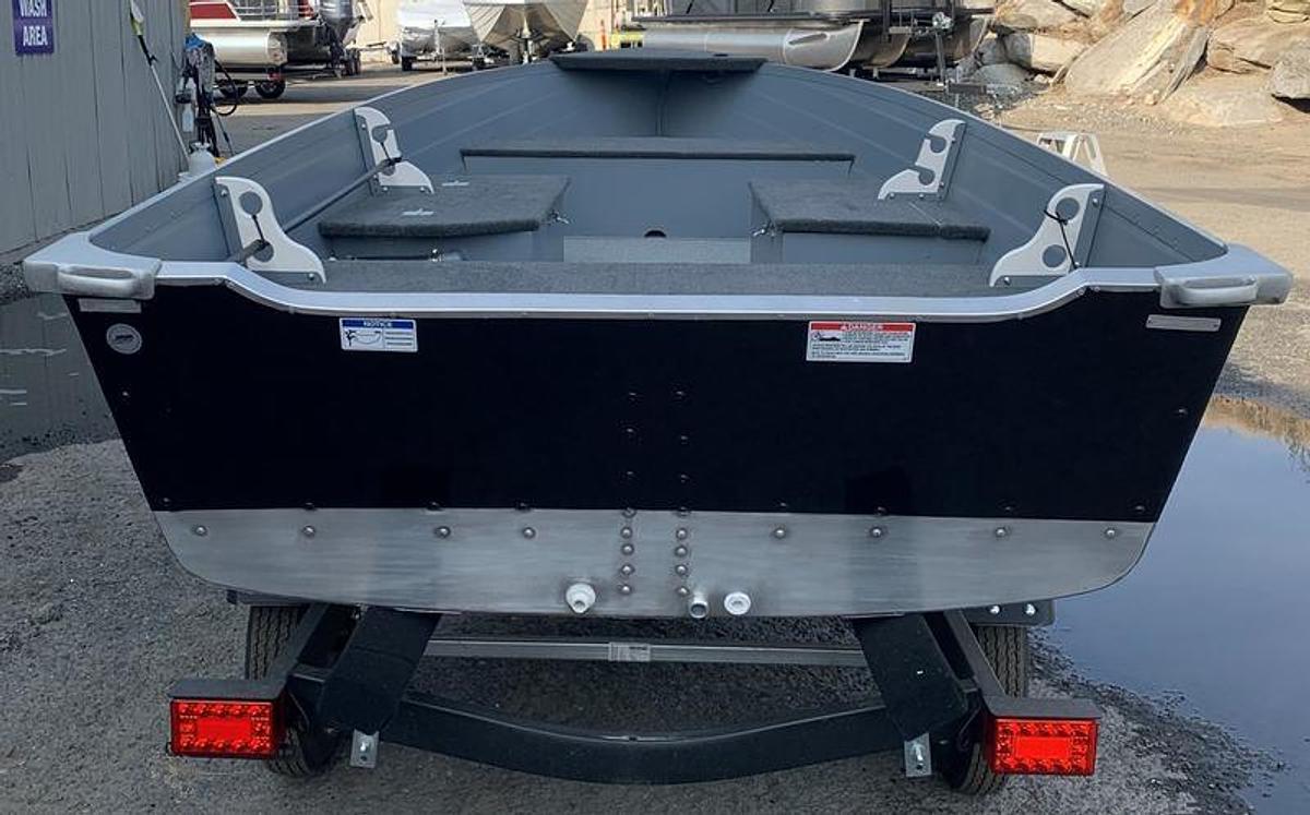 2023 Smoker Craft Big Fish DLX 14