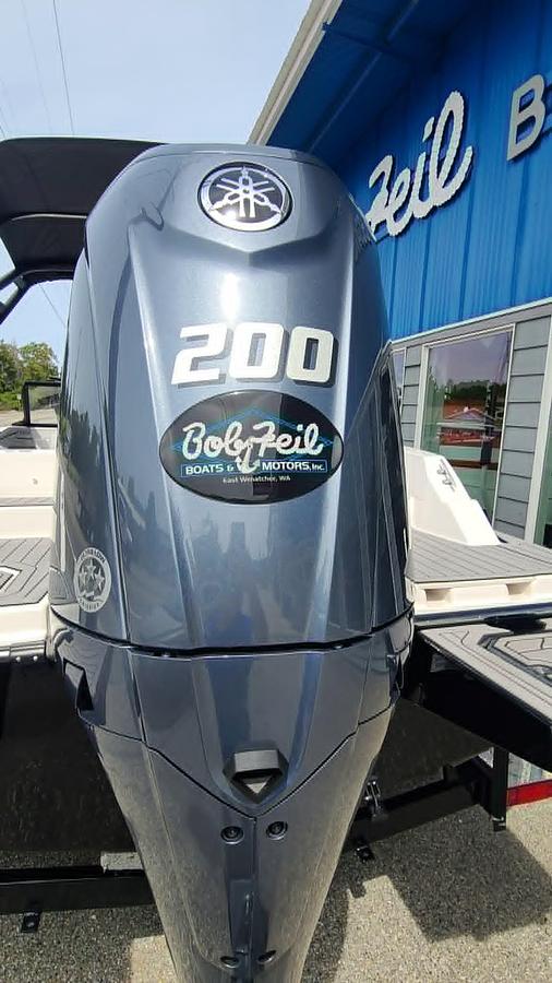 Used 2024 Starcraft Marine SVX 210 DC OB